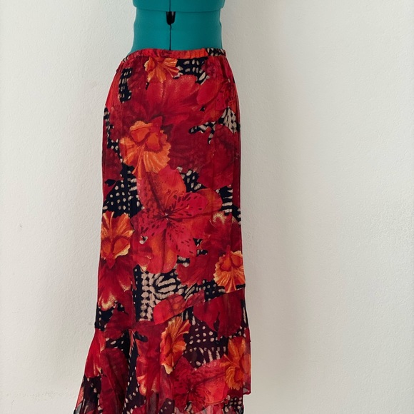 Red Black Floral Ruffle chiffon skirt size M/L - Picture 8 of 12